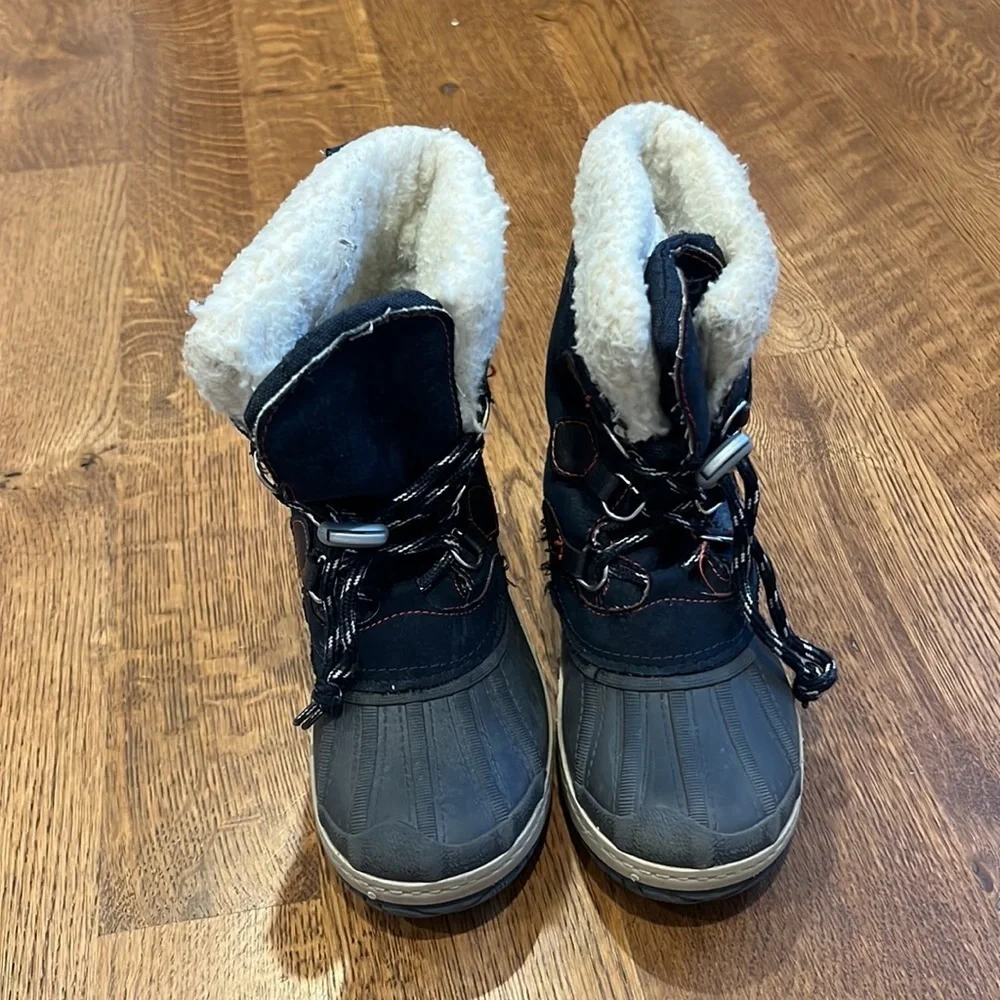 Pajar Kids Snow Boots Black and White